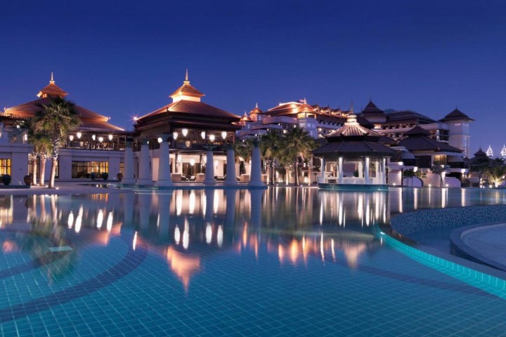 Stylish Luxury One Bedroom Beach Pool Villa In Palm Jumeirah By Luxury Bookings 8 Luxury Bookings