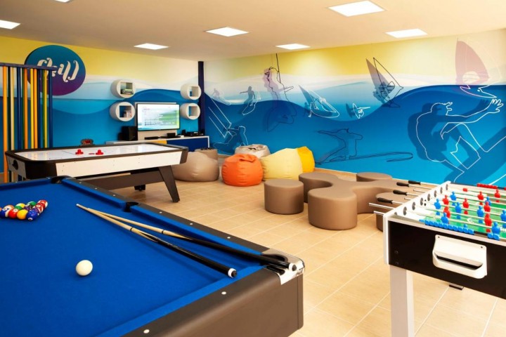 Stylish Luxury One Bedroom Beach Pool Villa In Palm Jumeirah By Luxury Bookings 29 Luxury Bookings