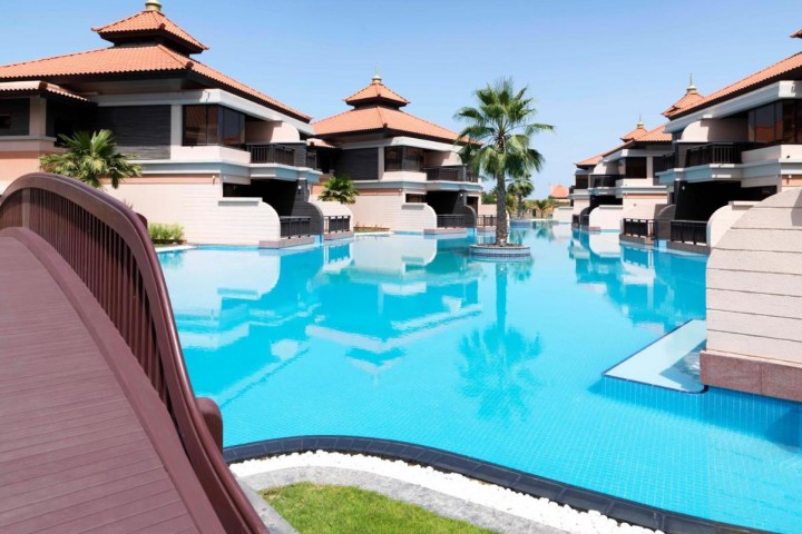 Stylish Luxury One Bedroom Beach Pool Villa In Palm Jumeirah By Luxury Bookings 30 Luxury Bookings
