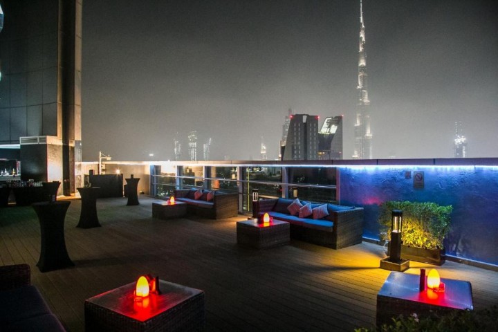 Deluxe Room In Downtown Near Financial Centre By Luxury Bookings 12 Luxury Bookings