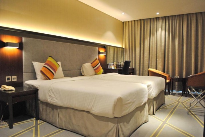 Standard Room Near Al Rigga Metro Station By Luxury Bookings 1 Luxury Bookings