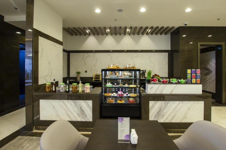 Studio Apartment In Al Qusais By Luxury Bookings AC 6 Luxury Bookings