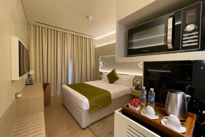 King Room At Dubai Creek In Jaddaf By Luxury Bookings AC 13 Luxury Bookings