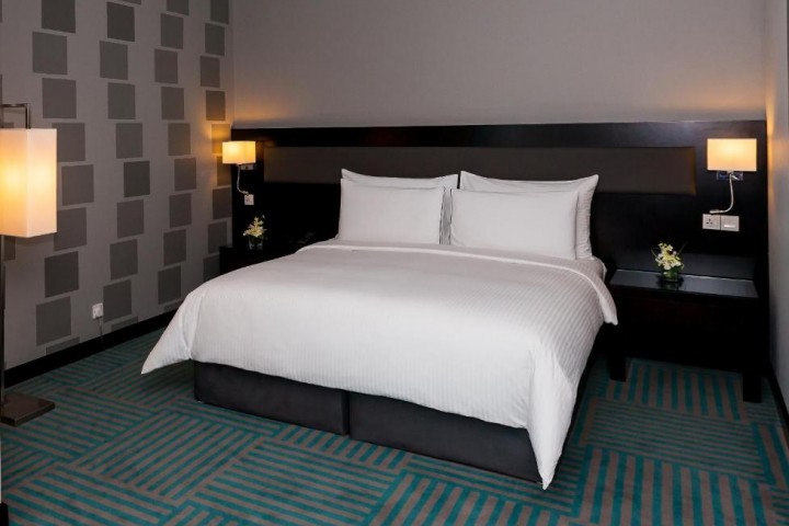 Two Bedroom Apartment Near Baniyas Road By Luxury Bookings 22 Luxury Bookings