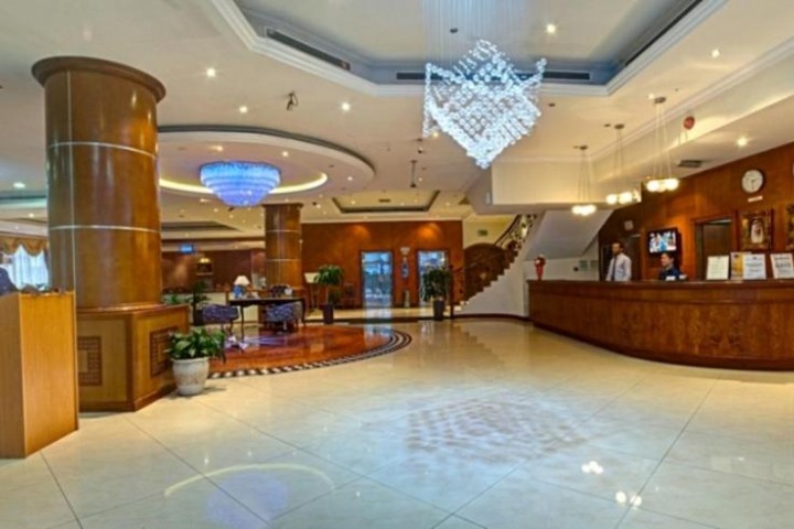 One Bedroom Apartment Near Burjuman Metro By Luxury Bookings 10 Luxury Bookings