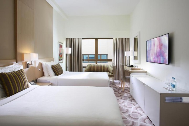 Two bedroom family Room Near Umm Al Shief Metro Station By Luxury Bookings 2 Luxury Bookings
