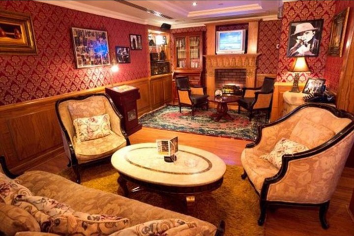 Classic Room Near Dubai Museum By Luxury Bookings 4 Luxury Bookings