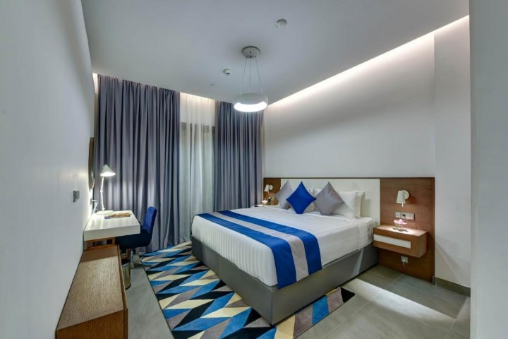 Studio Apartment In DIP By Luxury Bookings 5 Luxury Bookings