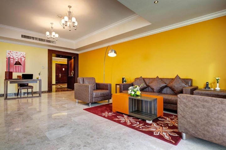 Three Bedroom In Dubai Land By Luxury Bookings 9 Luxury Bookings