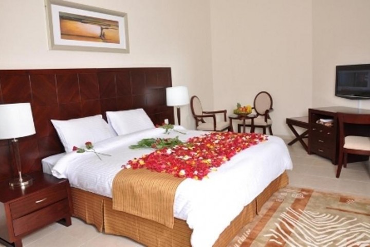 One Bedroom Suite Near Mashreq Metro Station By Luxury Bookings 9 Luxury Bookings