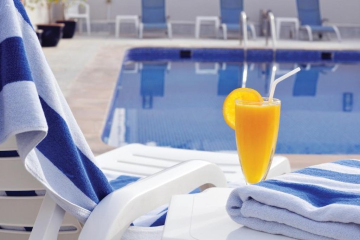 One Bedroom Apartment Near Mashreq Metro By Luxury Bookings AC 34 Luxury Bookings