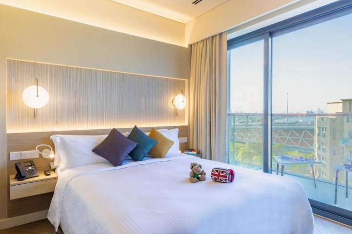 King Room At Dubai Creek In Jaddaf By Luxury Bookings AD 7 Luxury Bookings