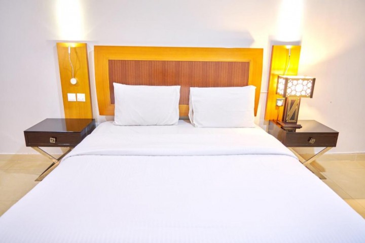 Deluxe Room Near Grand Barsha By Luxury Bookings AC 12 Luxury Bookings