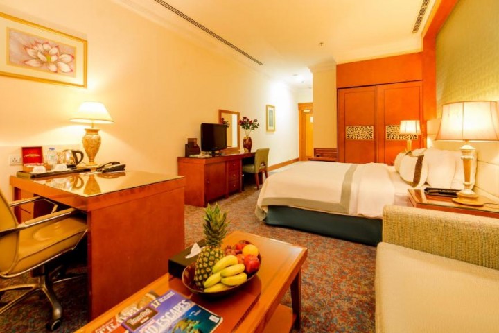 Superior Room Near Mall Of Emirates By Luxury Bookings 2 Luxury Bookings