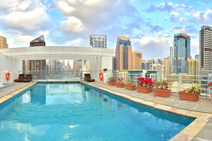Two Bedroom Apartment In Dubai Marina By Luxury Bookings AE 9 Luxury Bookings