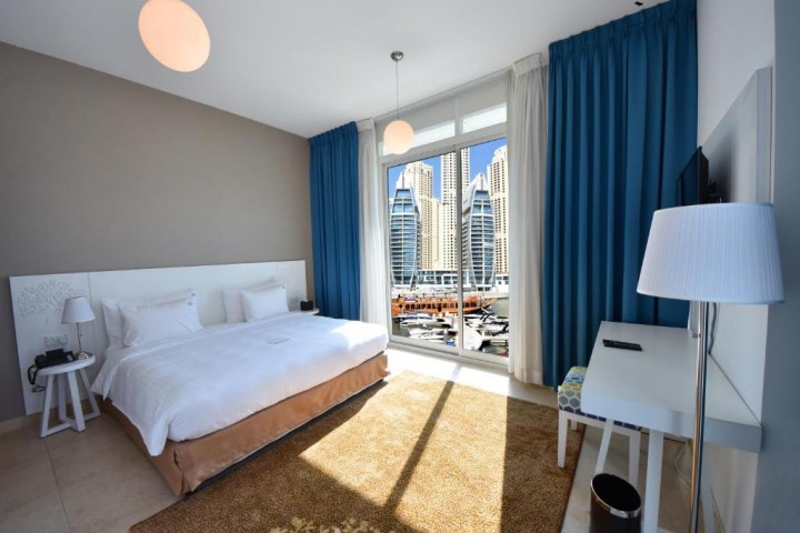 Studio Apartment In Dubai Marina Near Fresh And Care By Luxury Bookings 6 Luxury Bookings