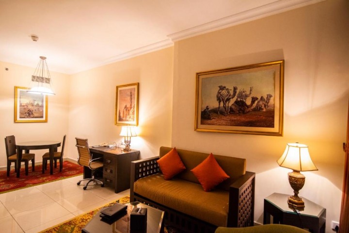 One Bedroom Apartment Near Internet Metro Station By Luxury Bookings AG 2 Luxury Bookings