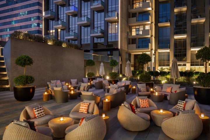 Premium One Bedroom apartment In Business Bay By Luxury Bookings 5 Luxury Bookings