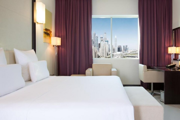 One Bedroom Apartment In Jlt Cluster T Near Al Seef Tower 3 By Luxury Bookings 0 Luxury Bookings