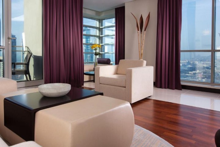 Three Bedroom Apartment In Jlt Cluster T Near Al Seef Tower 3 By Luxury Bookings 4 Luxury Bookings