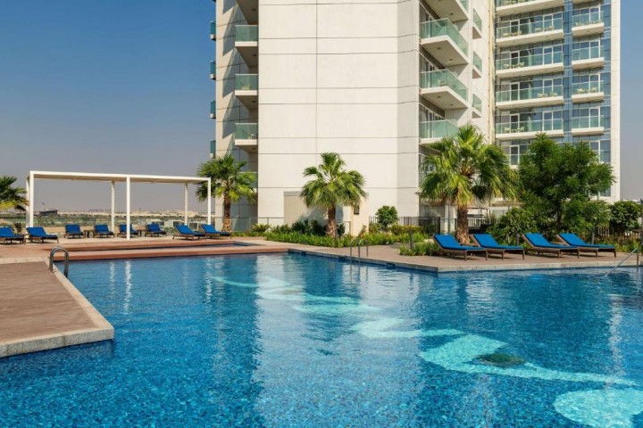One Bedroom Suite Near Golf City By Luxury Bookings 15 Luxury Bookings