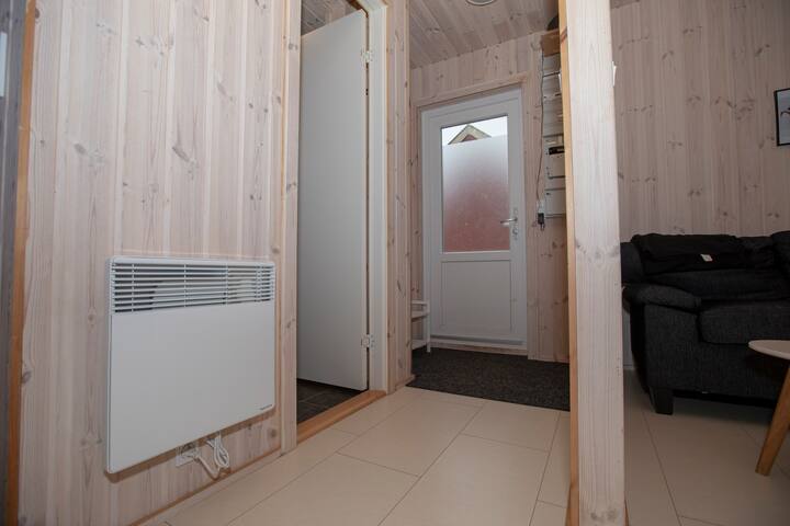 Cosy and new cottage with two bedrooms (Cottage B) 8 Smátturnar í Vági