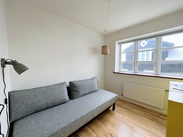 Lovely two-bedroom apartment in the Heart of Tórshavn 10 www.gestablidni.fo